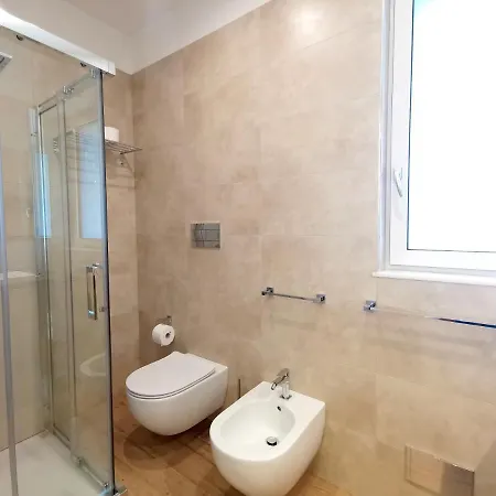 Erada 게스트하우스 3*