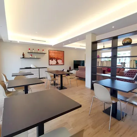 게스트하우스 Erada 3*