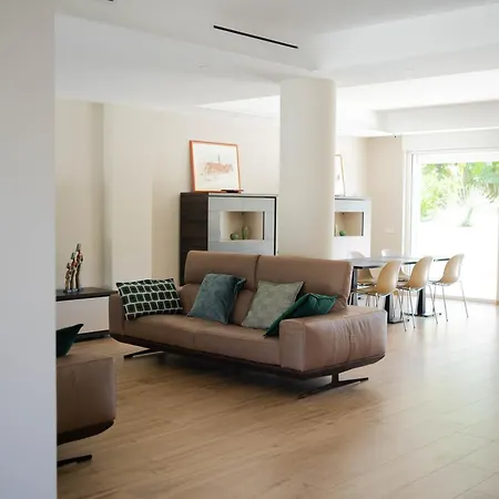 Erada Guest house *